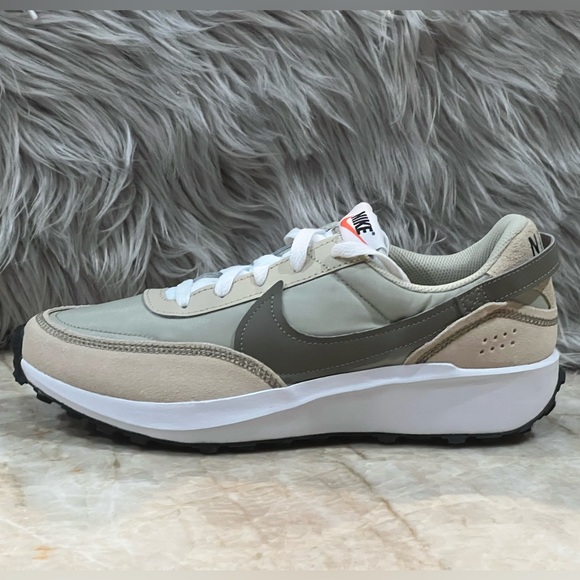 Nike Other - Nike Men’s Waffle Debut Sneakers